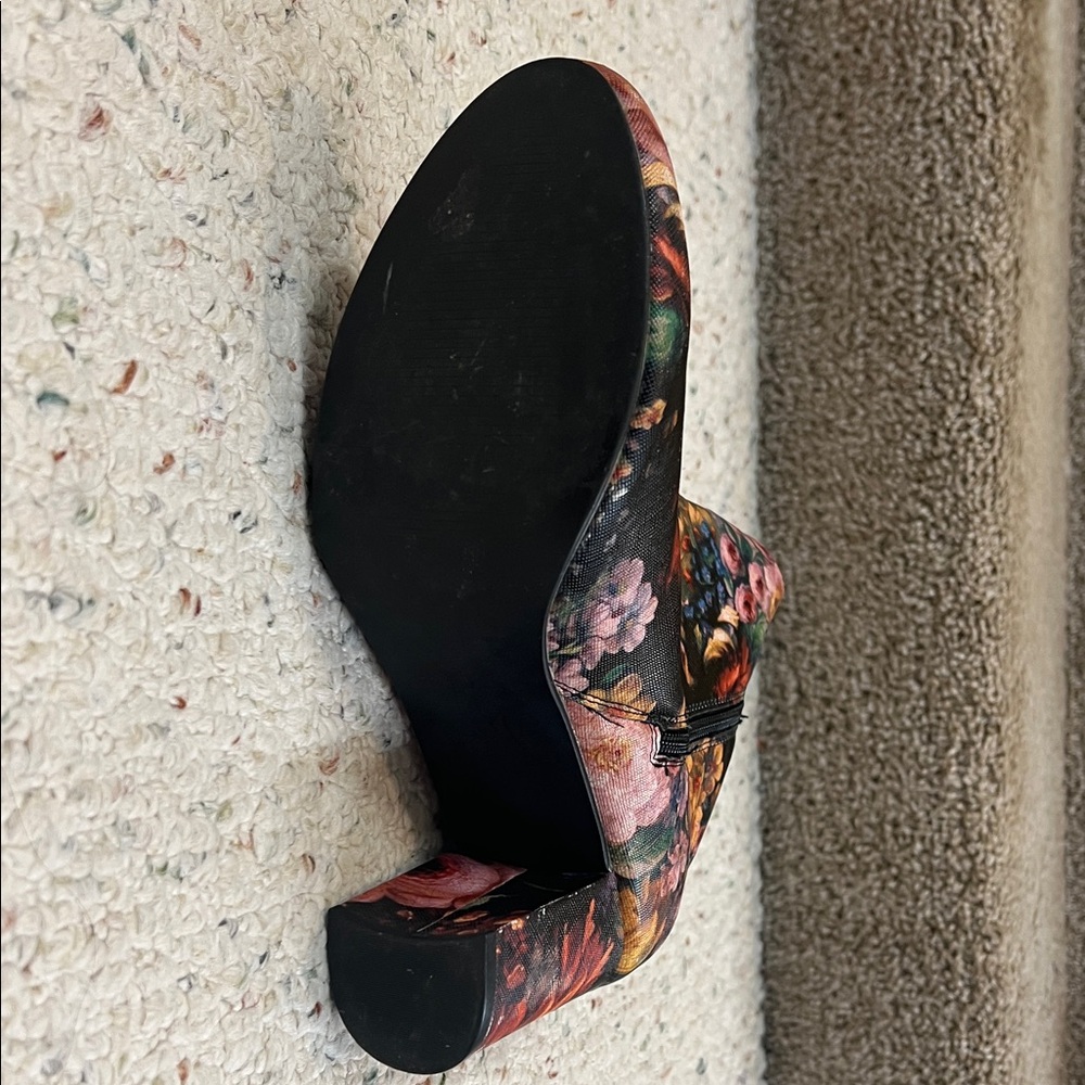 Super Fun Floral Ankle Boots - Picture 7 of 8
